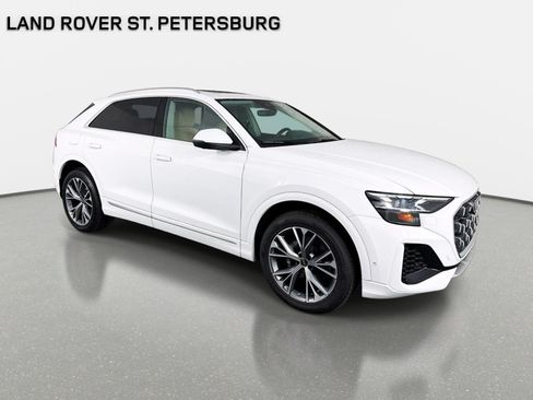 Used 2025 Audi Q8 Premium Plus AWD/4WD image 3