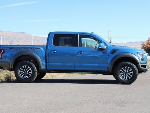 Used 2019 Ford F150 Raptor w/ Equipment Group 802A Luxury image 7