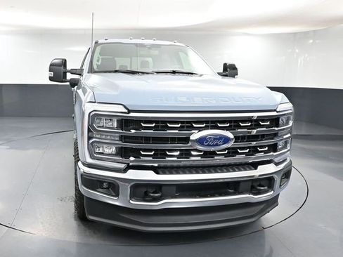 Used 2024 Ford F250 Lariat image 12