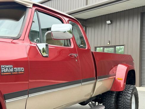 Used 1993 Dodge D/W Truck 350 AWD/4WD image 17