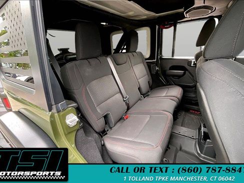 Used 2021 Jeep Wrangler Unlimited Rubicon AWD/4WD image 25
