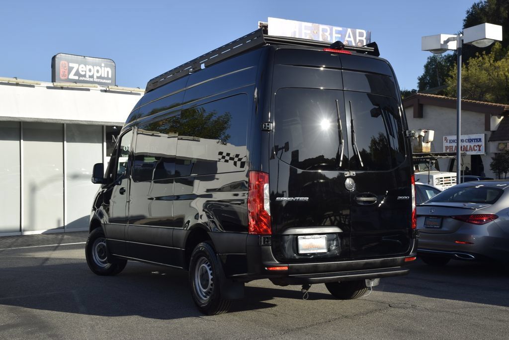 Used 2019 Mercedes-Benz Sprinter 2500 image 3