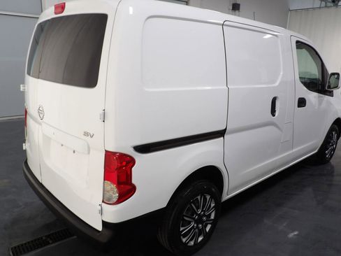 Used 2016 Nissan NV200 SV w/ Technology Package image 4