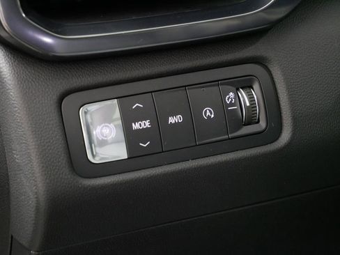 New 2026 GMC Acadia AT4 w/ Luxury Package image 18