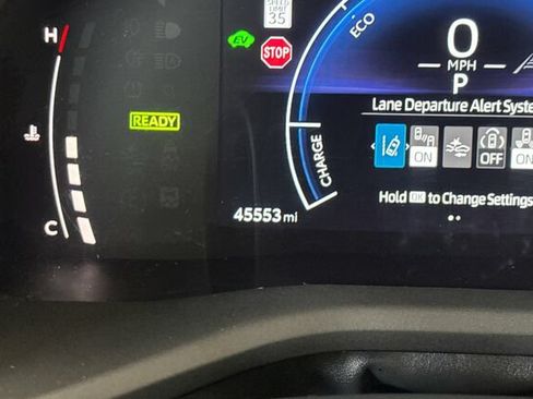 Used 2025 Toyota Camry LE FWD image 26