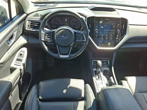 Used 2023 Subaru Ascent Limited w/ Technology Package AWD/4WD image 8