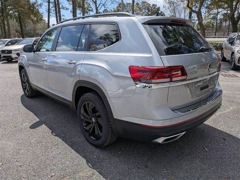 Used 2022 Volkswagen Atlas SE w/ Panoramic Sunroof Package image 6
