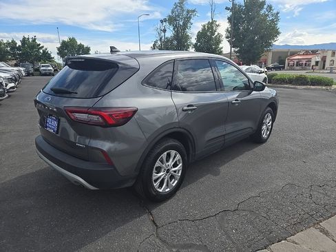 Used 2025 Ford Escape Active AWD/4WD image 6