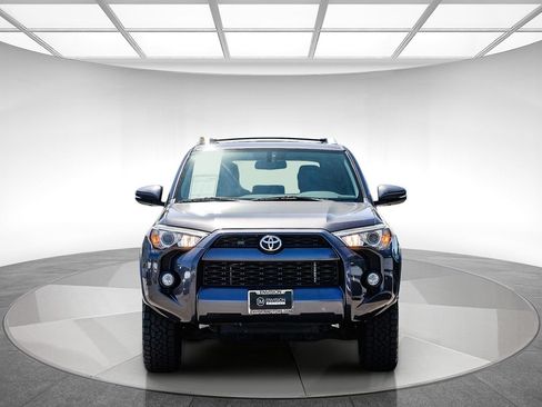 Used 2018 Toyota 4Runner SR5 Premium AWD/4WD image 7