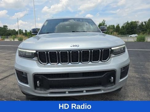 Used 2021 Jeep Grand Cherokee L Overland w/ Luxury Tech Group IV AWD/4WD image 8