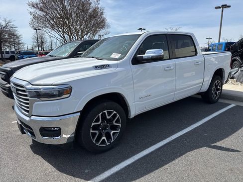 Used 2025 RAM 1500 Laramie image 1