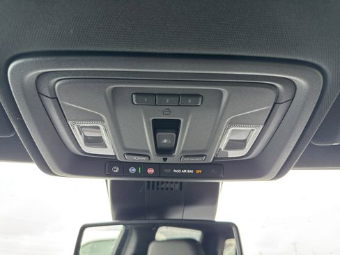 Used 2024 GMC Sierra 1500 AT4 w/ AT4 Premium Package image 18