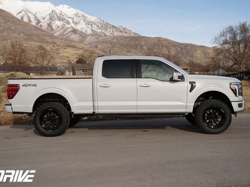 Used 2025 Ford F150 Lariat image 12