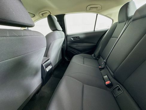 Used 2023 Toyota Corolla LE image 23