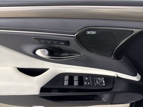 New 2025 Lexus ES 350 F Sport image 19