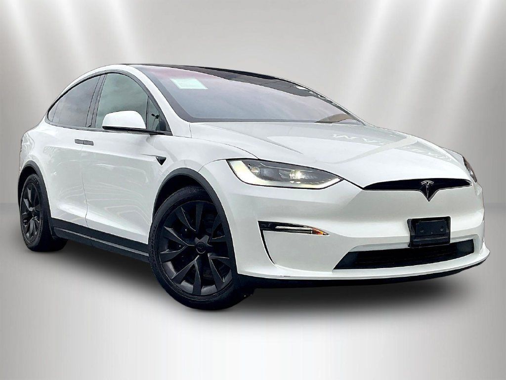 Used 2024 Tesla Model X AWD/4WD image 3