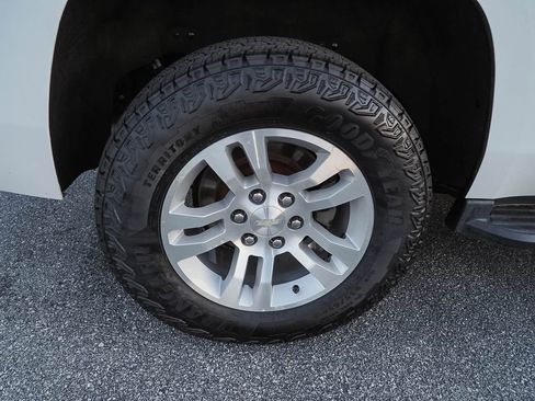 Used 2019 Chevrolet Tahoe LS w/ Enhanced Driver Alert Package image 37