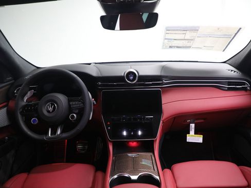 New 2026 Maserati Grecale Modena image 22