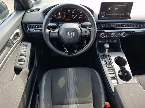 Used 2025 Honda Civic Sport image 11