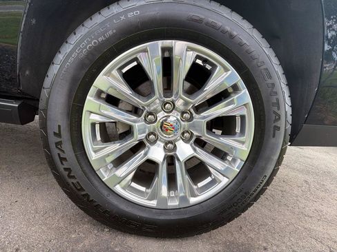 Used 2018 Cadillac Escalade Premium Luxury AWD/4WD image 44