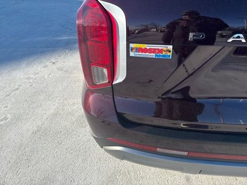 Used 2023 Hyundai Palisade Limited image 48