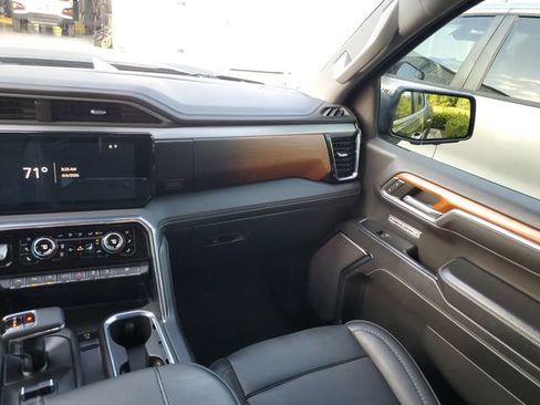 Used 2023 GMC Sierra 1500 Denali w/ Denali Reserve Package image 15