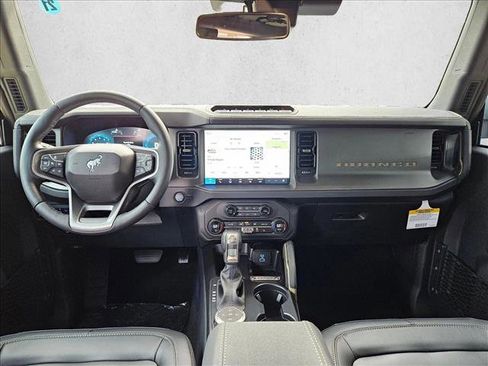 New 2025 Ford Bronco Badlands image 15