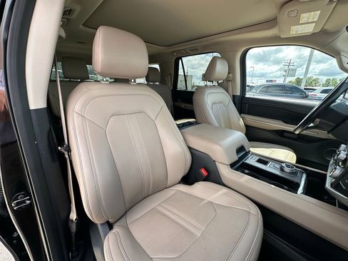 Used 2024 Ford Expedition Max Limited image 31
