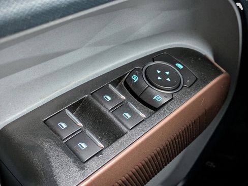 Used 2022 Ford Maverick Lariat w/ Lariat Luxury Package image 28