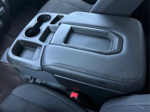 Used 2019 Chevrolet Silverado 1500 Custom Trail Boss w/ Custom Convenience Package AWD/4WD image 20