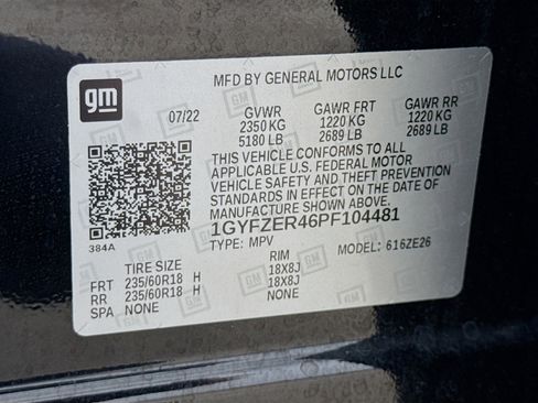 Used 2023 Cadillac XT4 Sport w/ Cold Weather Package FWD image 33