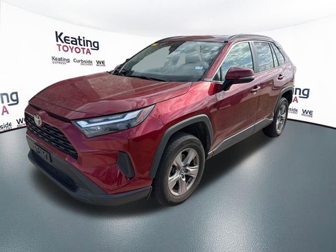 Used 2023 Toyota RAV4 XLE image 3