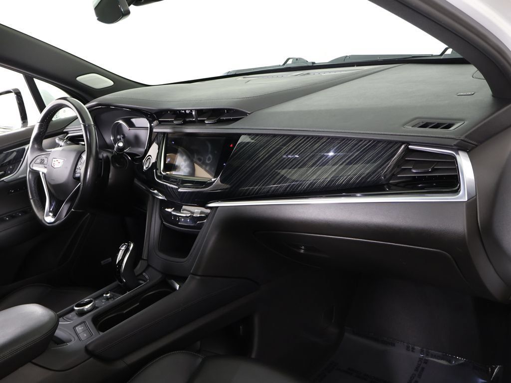 Used 2023 Cadillac XT6 Premium Luxury AWD/4WD image 34