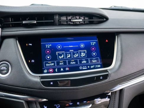Certified 2023 Cadillac XT5 Sportv AWD/4WD image 26