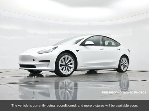 Used 2022 Tesla Model 3 Long Range image 33