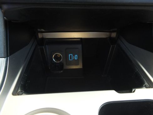 Used 2020 Ford Explorer Limited RWD image 29
