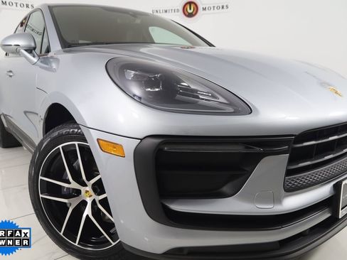 Used 2022 Porsche Macan image 18