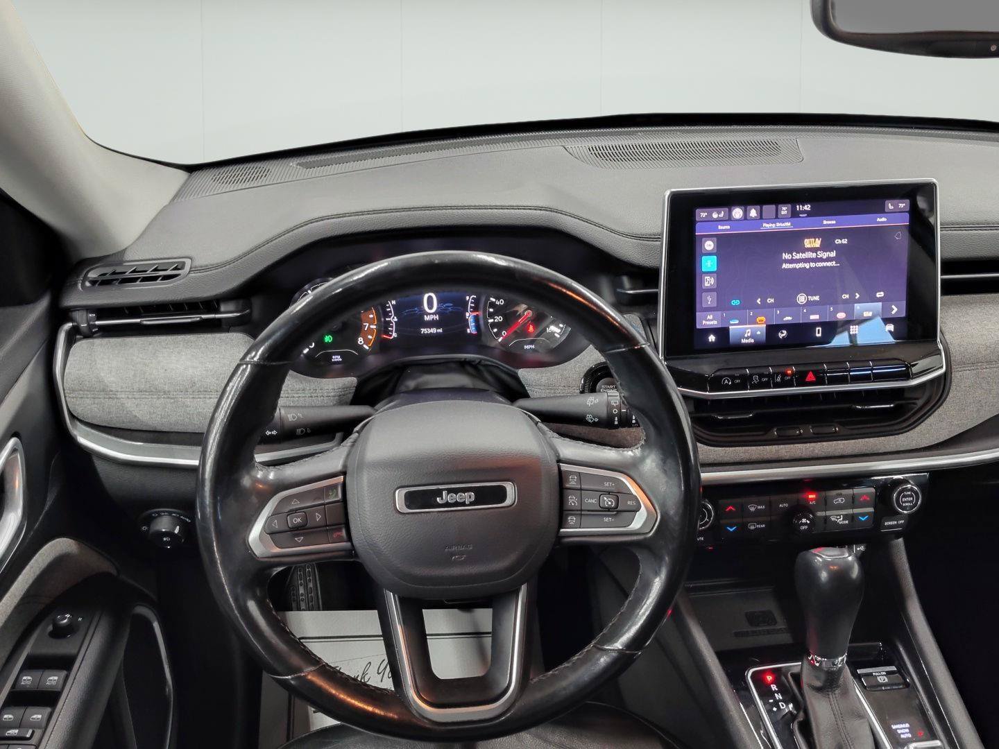Used 2022 Jeep Compass Latitude AWD/4WD image 8