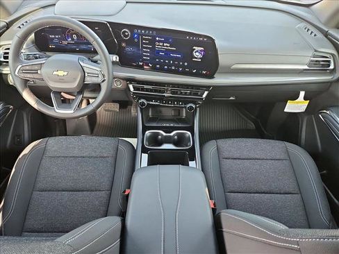 New 2026 Chevrolet Traverse LT w/ LPO, Floor Liner Package image 15