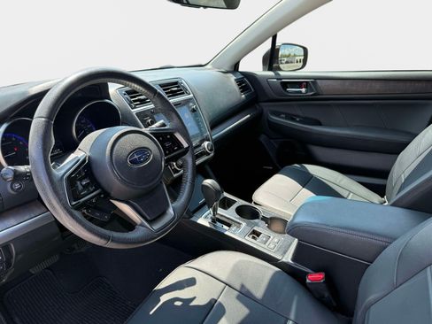 Used 2019 Subaru Outback 2.5i Limited AWD/4WD image 10