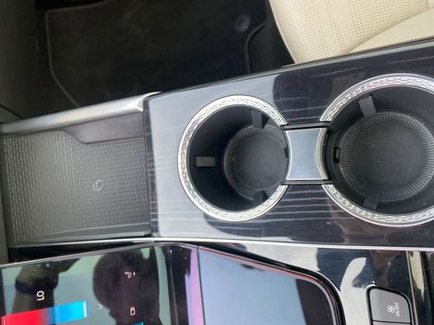 Used 2025 Cadillac Escalade Sport image 46