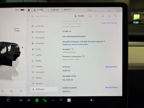 Used 2022 Tesla Model Y Long Range image 16