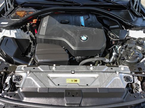 Used 2024 BMW 330e image 27