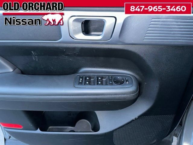 Used 2024 Hyundai Santa Fe SEL AWD/4WD image 9