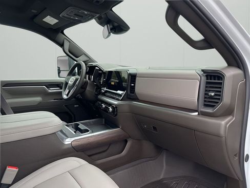 New 2026 GMC Sierra 2500 SLT w/ Texas SLT Premium Package image 14