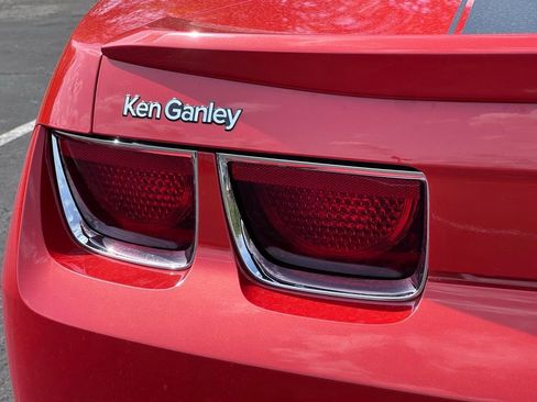 Used 2010 Chevrolet Camaro SS w/ RS Package RWD image 11