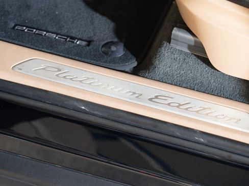 Certified 2023 Porsche Cayenne S Platinum AWD/4WD image 12