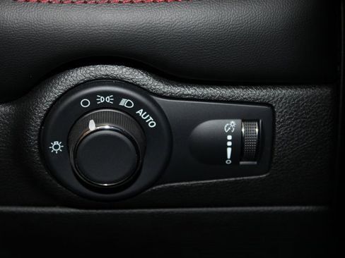 Used 2024 Dodge Durango GT image 24