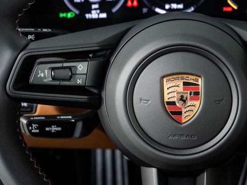 Used 2026 Porsche 911 GT3 RWD image 10