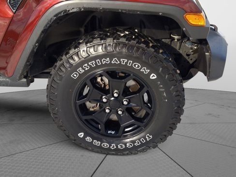 Used 2022 Jeep Gladiator Sport image 32